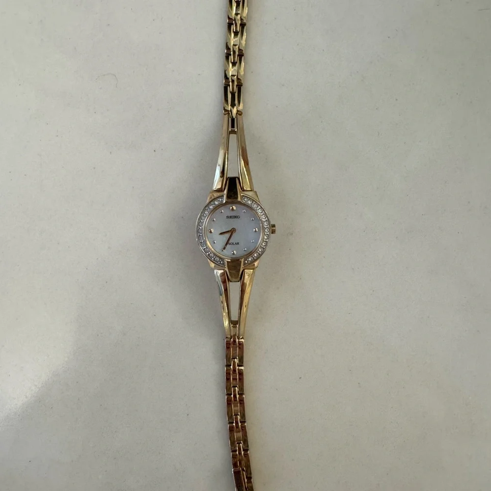 Seiko Gold Tone Women's Bracelet Watch with White Dial